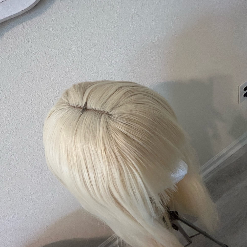 Wig - Picture 2 of 5
